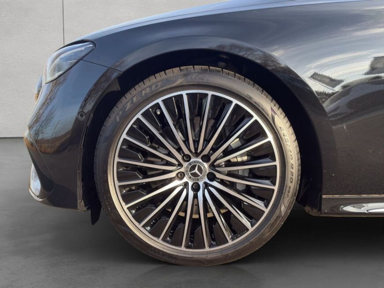 Mercedes-Benz E-Klasse – Bild 20