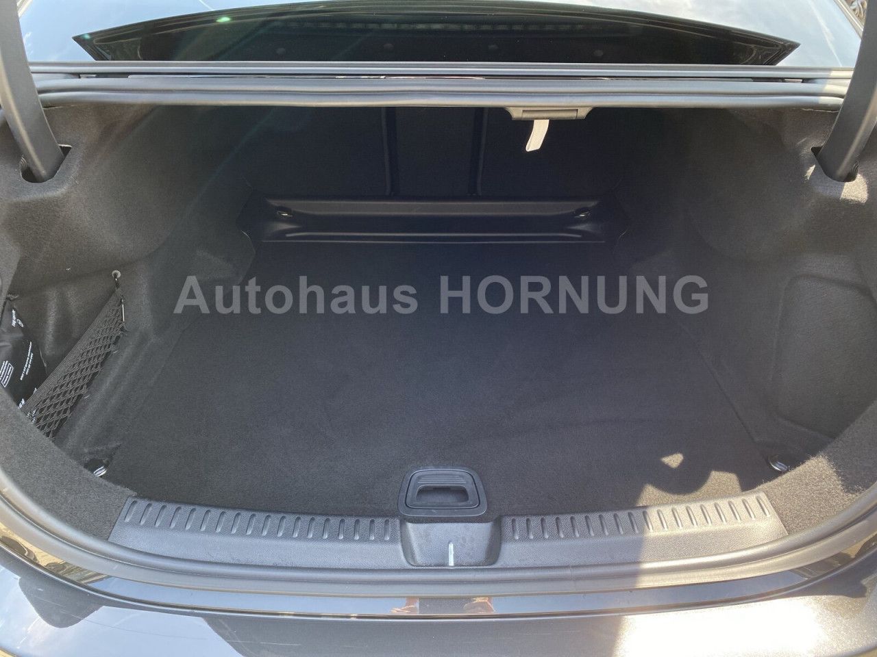Mercedes-Benz E-Klasse – Bild 5