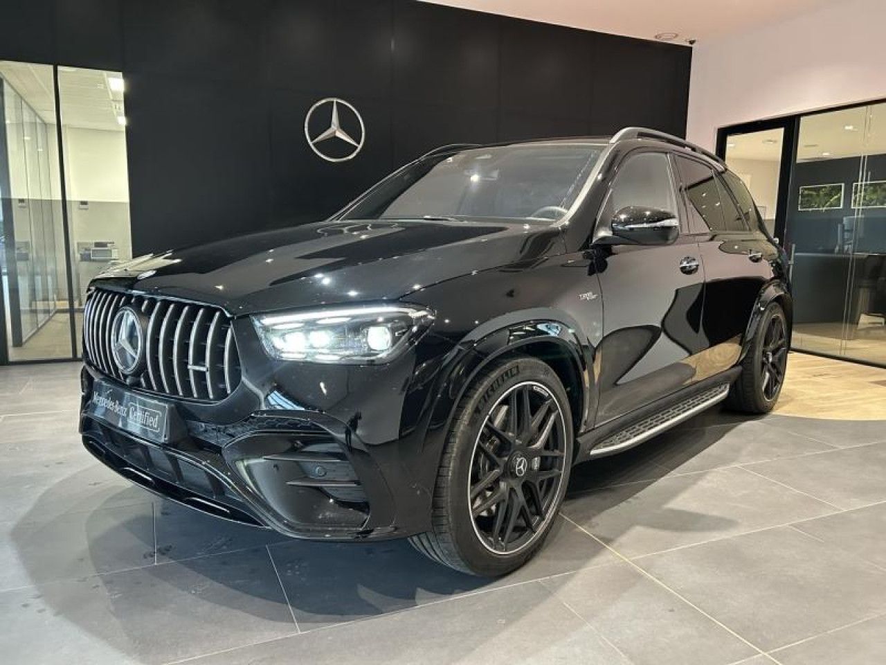 Photo du v&eacute;hicule 1 / 18