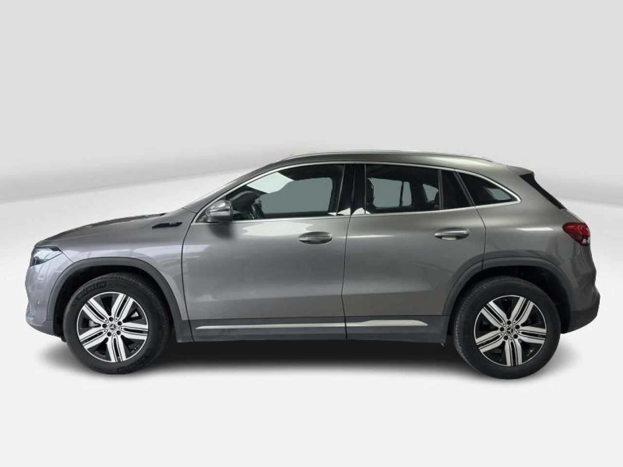 Photo du v&eacute;hicule 2 / 18