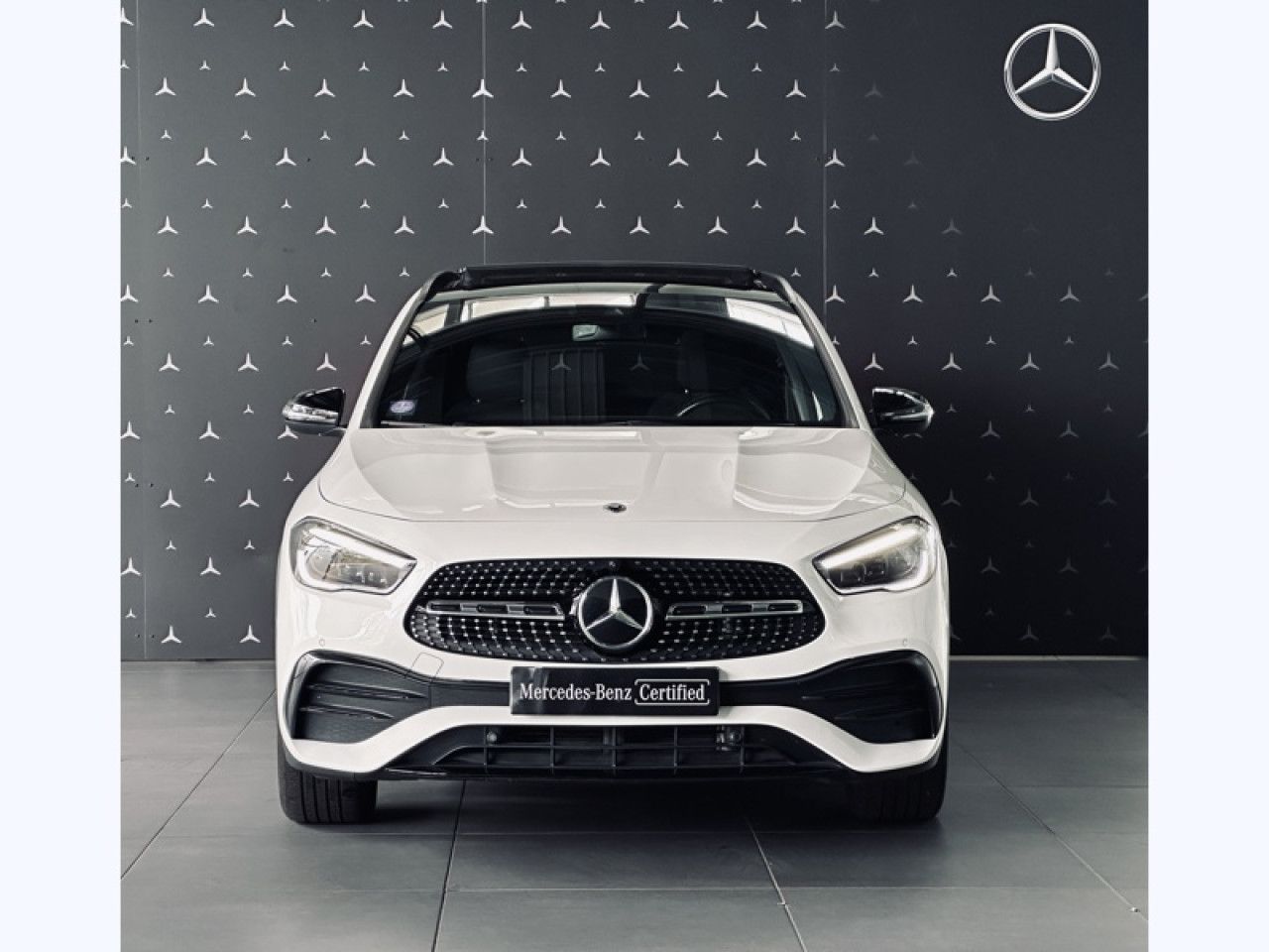 Photo du v&eacute;hicule 2 / 18