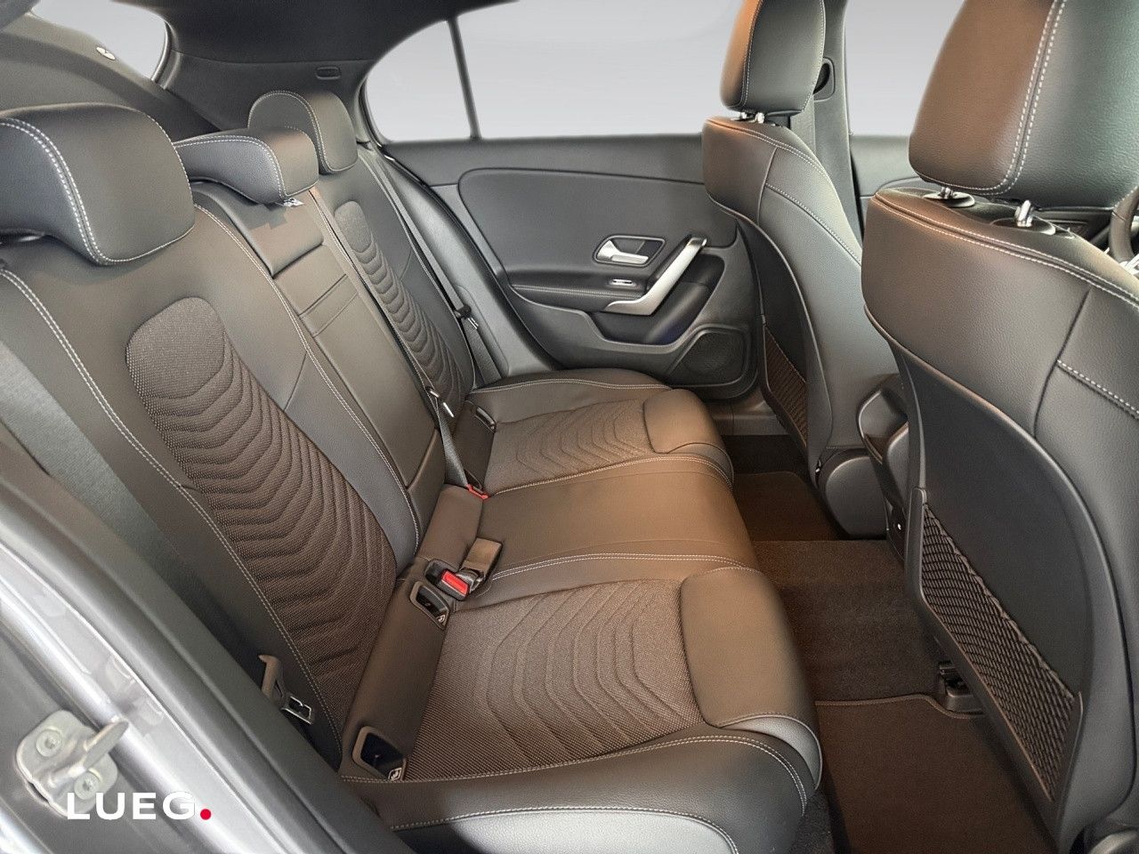 Mercedes-Benz A-Klasse – Bild 12