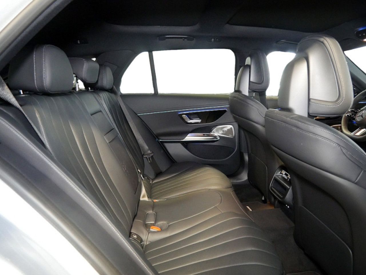 Mercedes-Benz E-Klasse – Bild 6