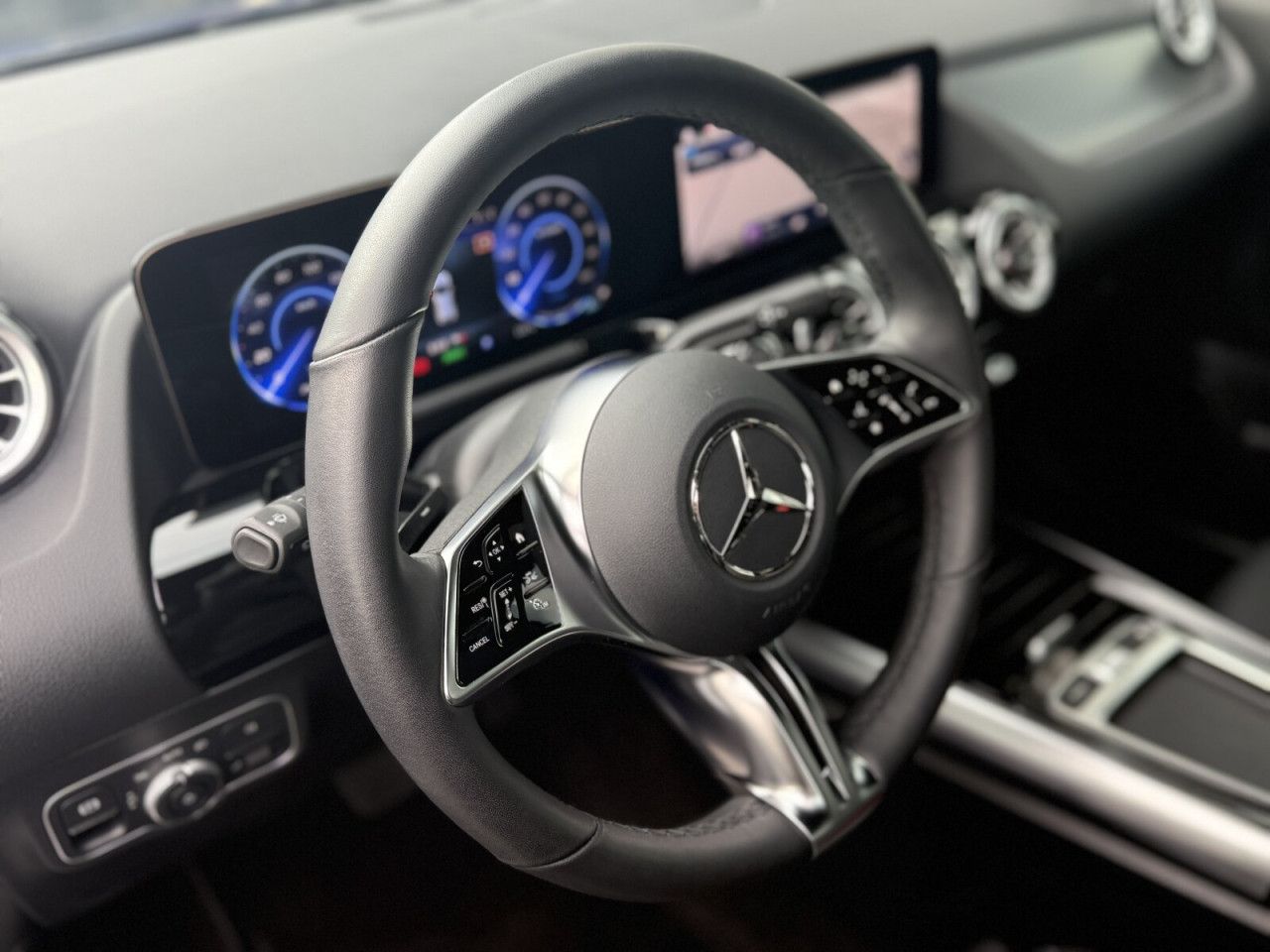 Fahrzeugbild 13 / 15