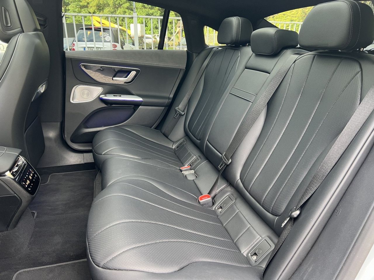 Mercedes-Benz EQE – Bild 24