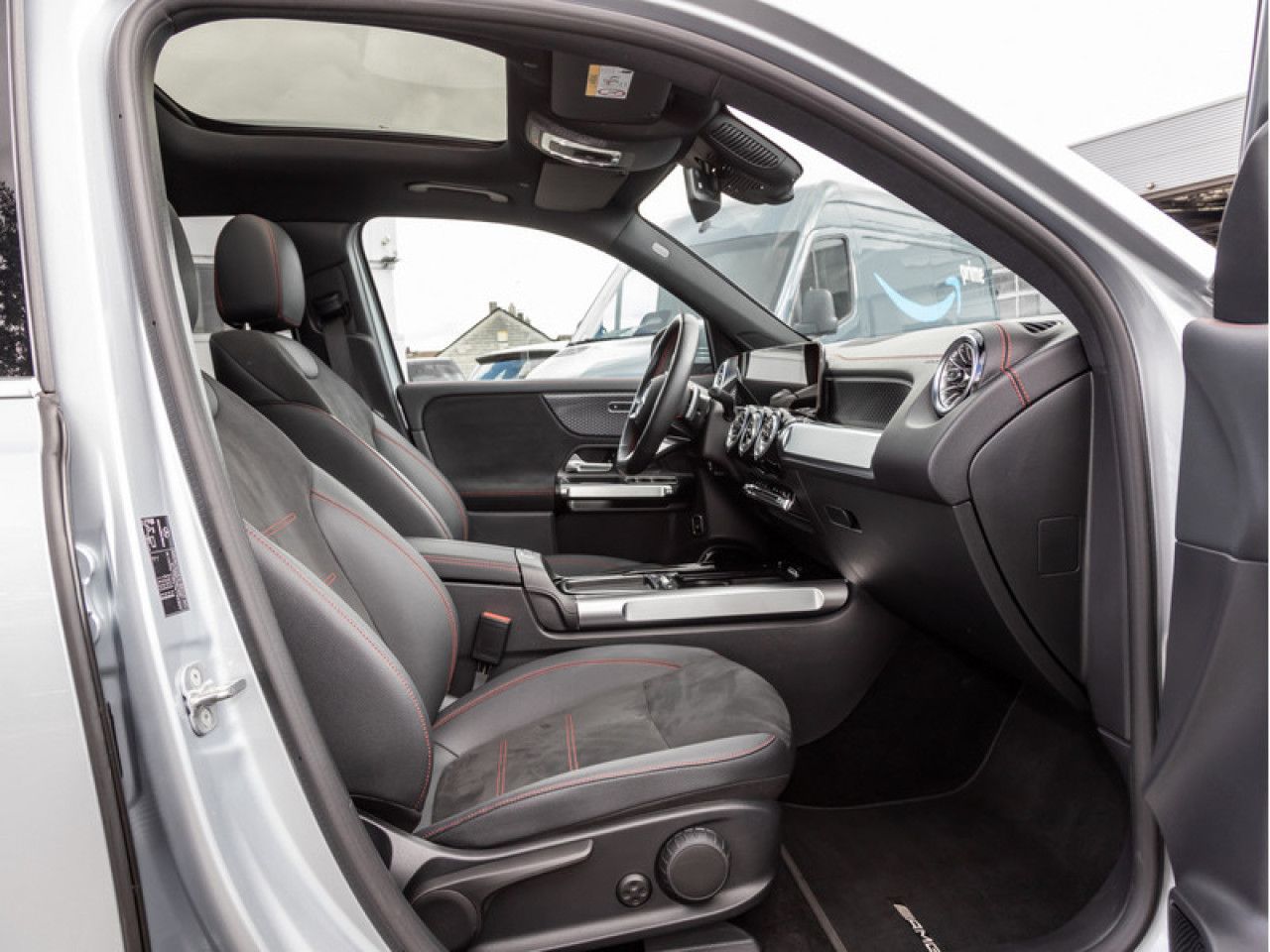 Mercedes-Benz EQB – Bild 8