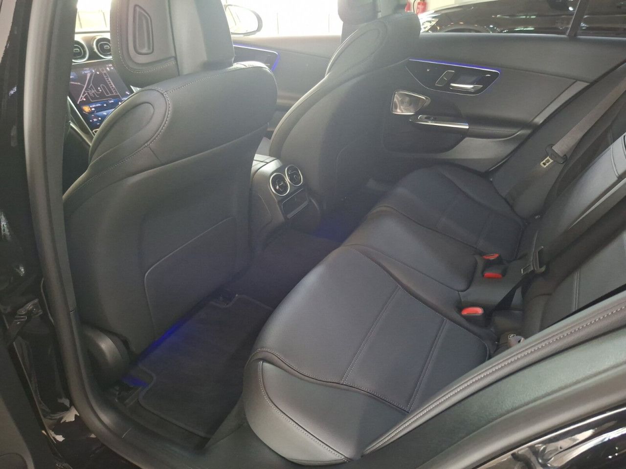 Mercedes-Benz C-Klasse – Bild 12