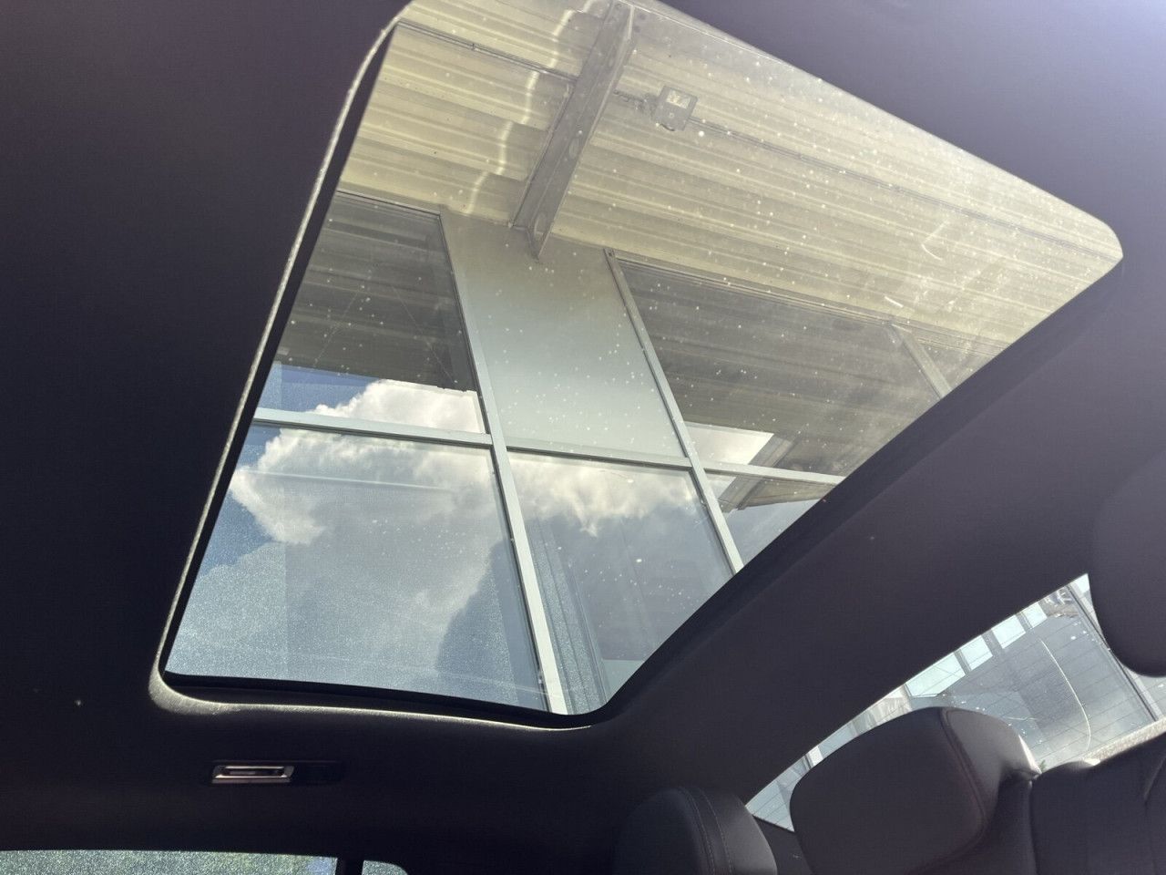Fahrzeugbild 7 / 27
