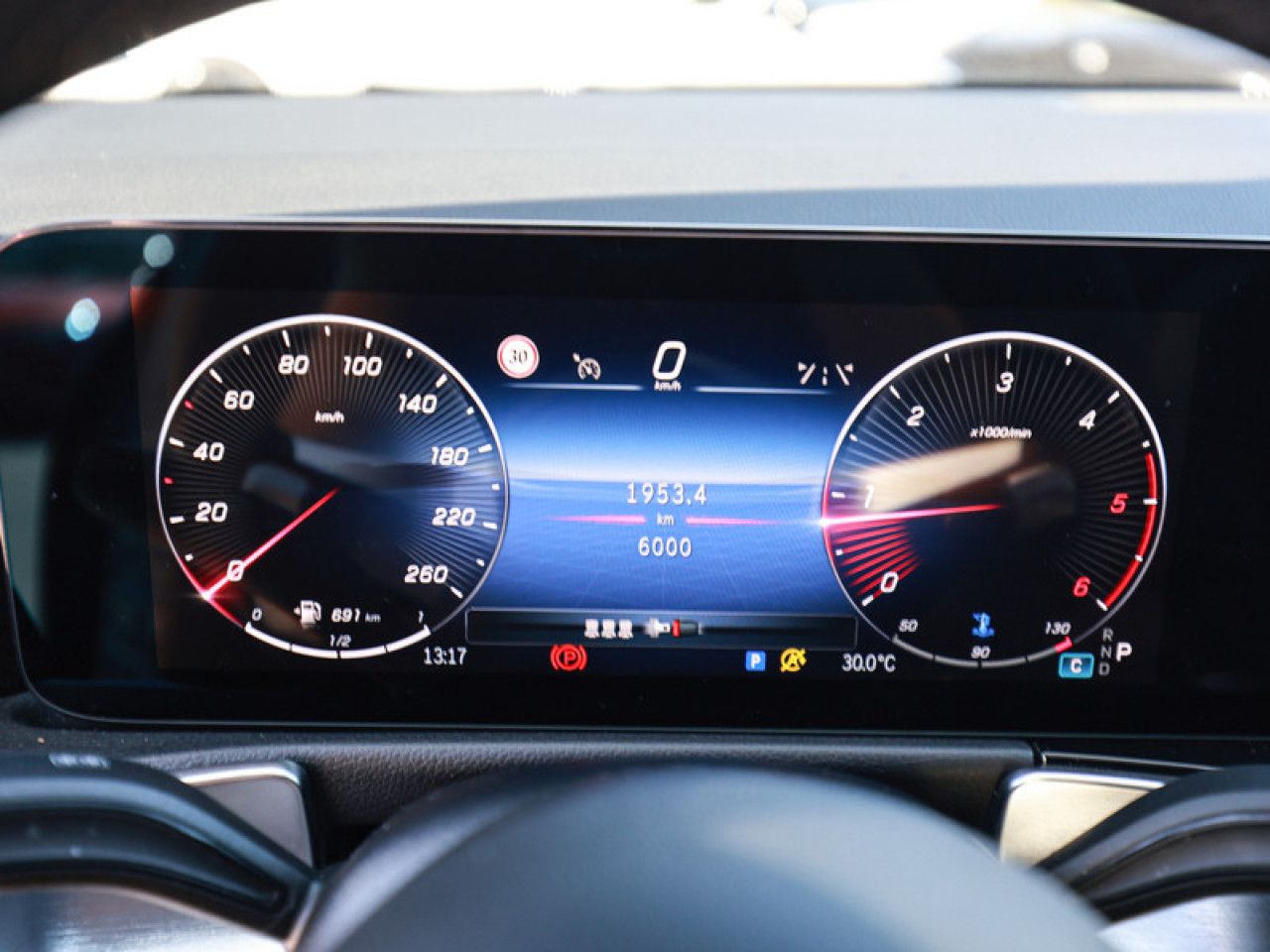 Mercedes-Benz GLB – Bild 15