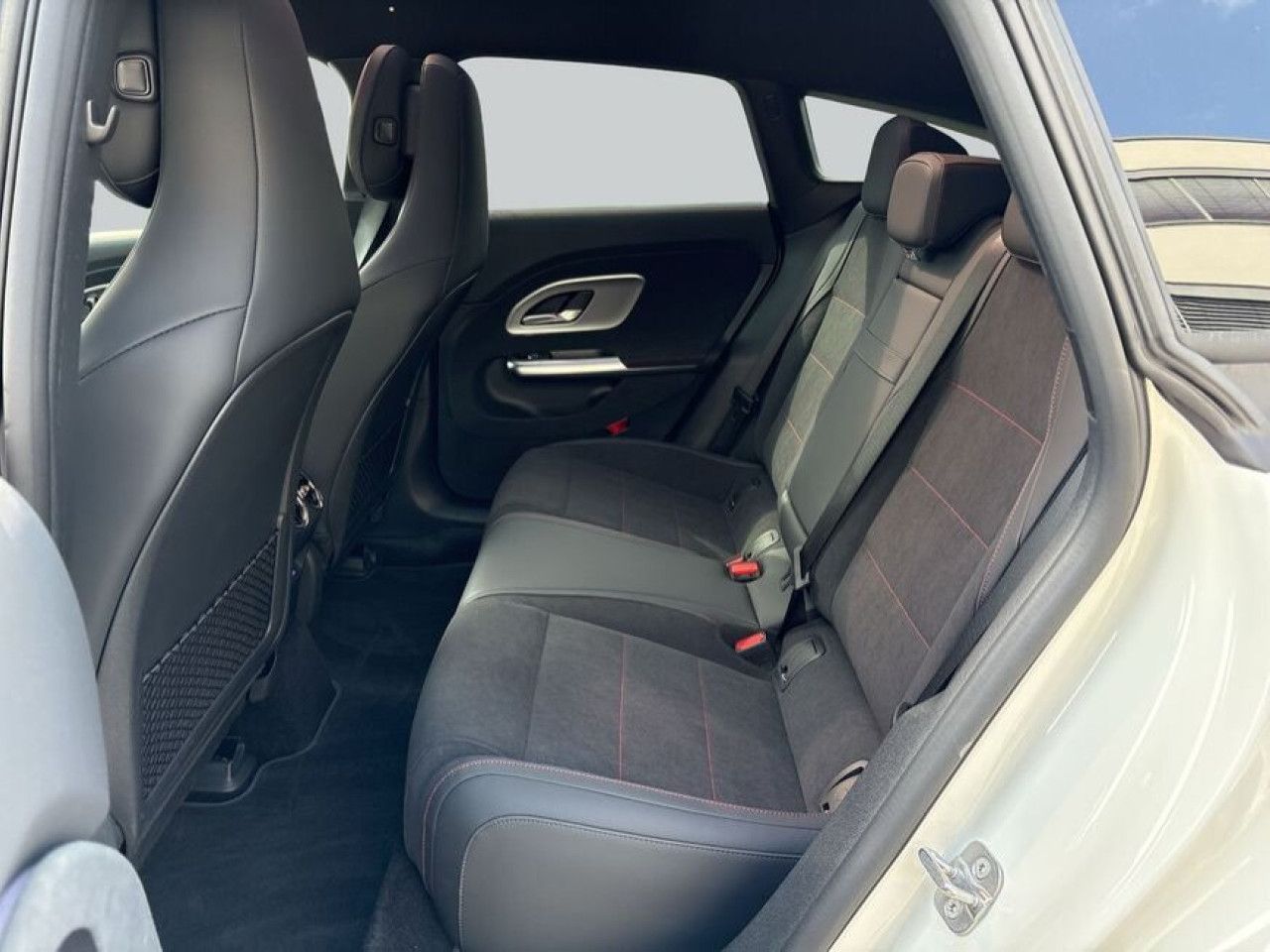 Mercedes-Benz CLA – Bild 12