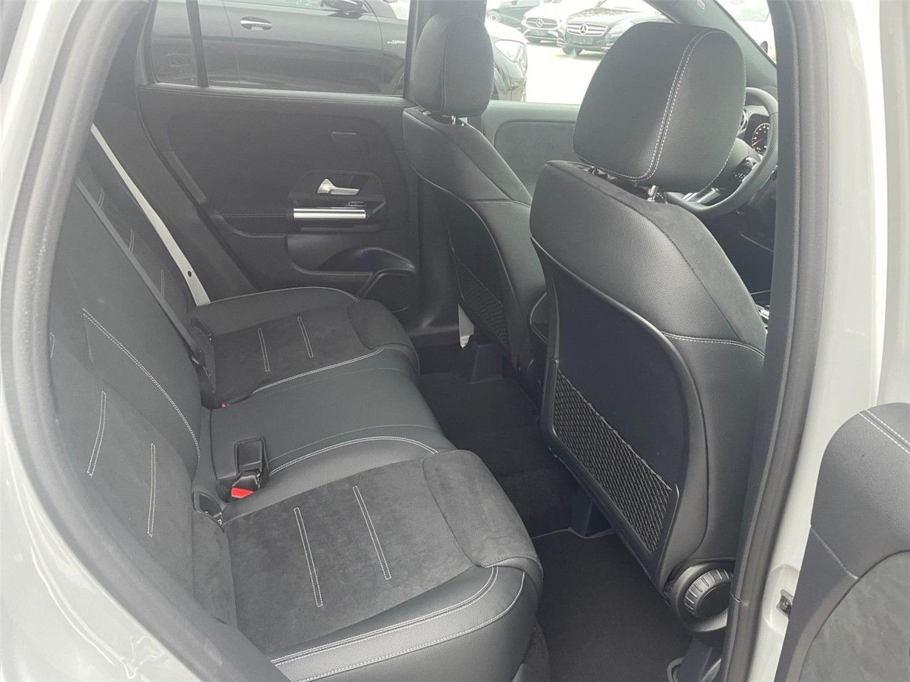 Fahrzeugbild 11 / 30