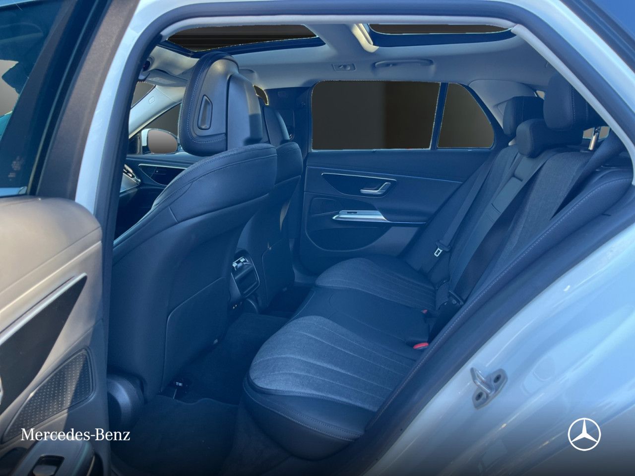 Mercedes-Benz E-Klasse – Bild 15