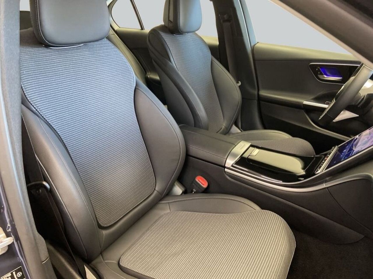 Mercedes-Benz C-Klasse – Bild 12