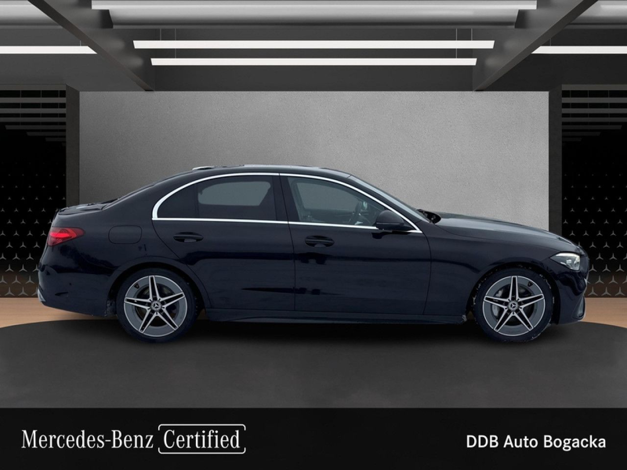 Zdjęcie pojazdu 3 / 17