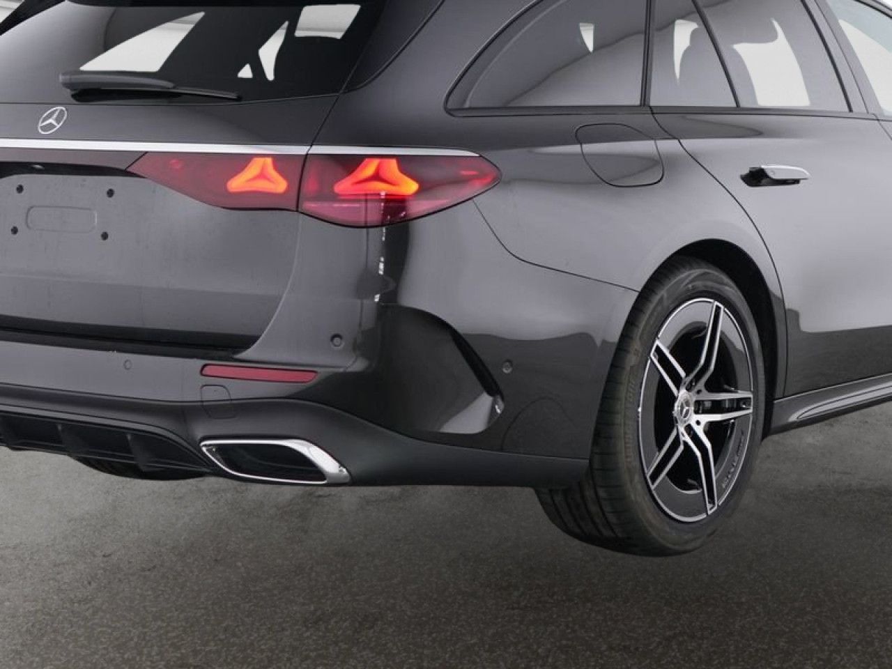 Mercedes-Benz E-Klasse – Bild 2
