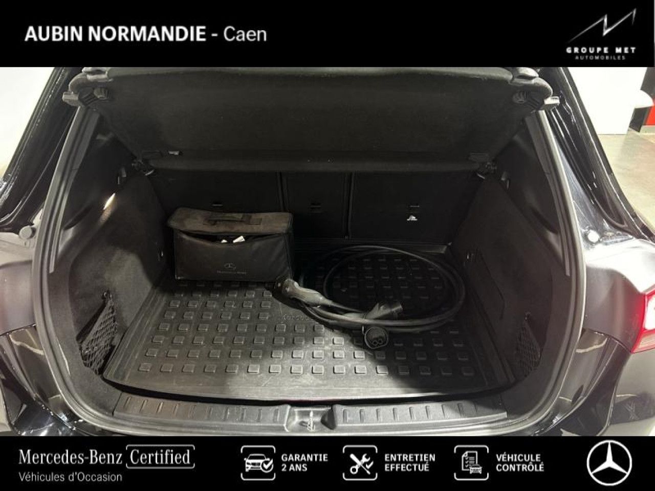 Photo du v&eacute;hicule 10 / 18