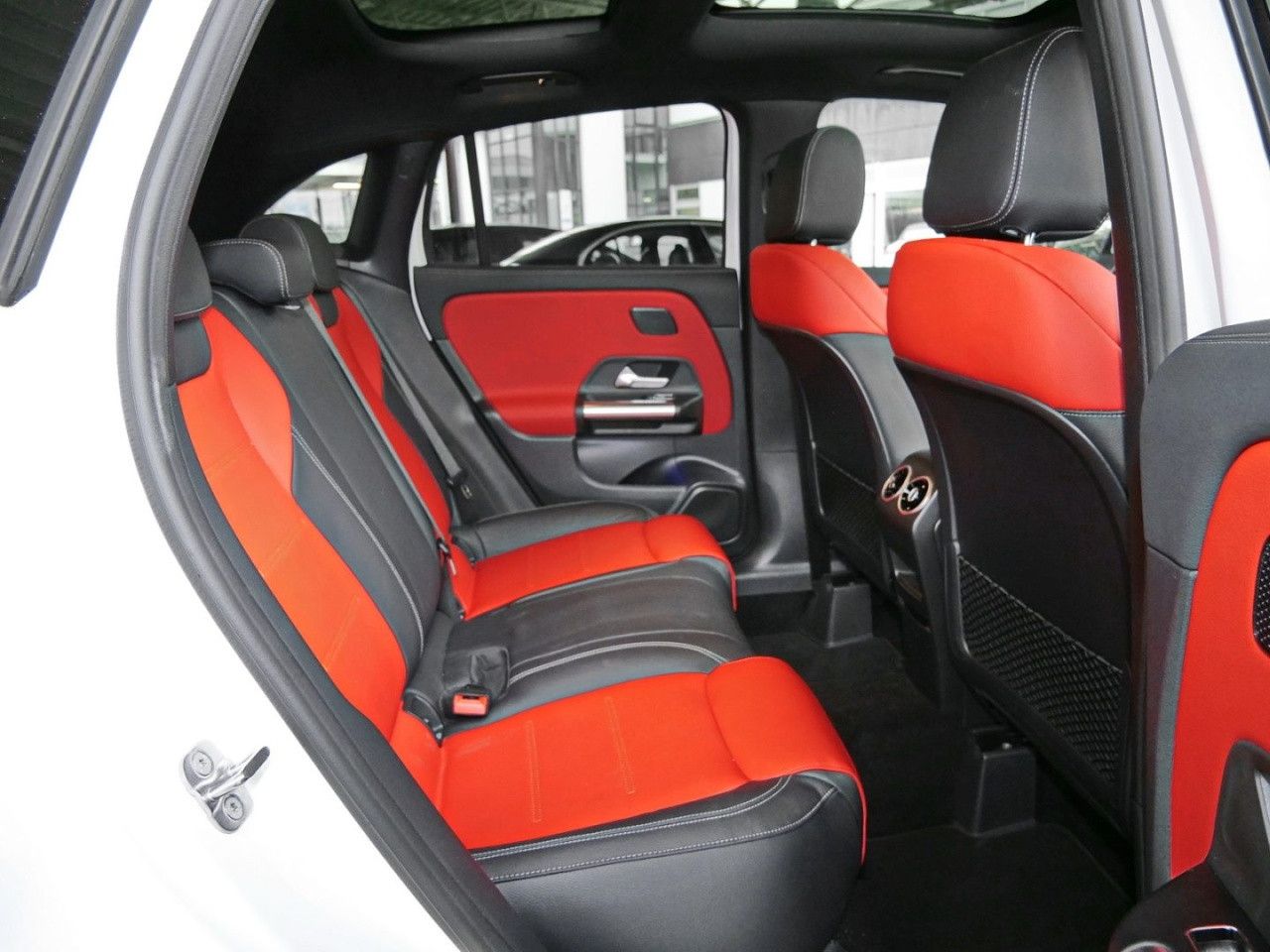 Mercedes-Benz GLA – Bild 11
