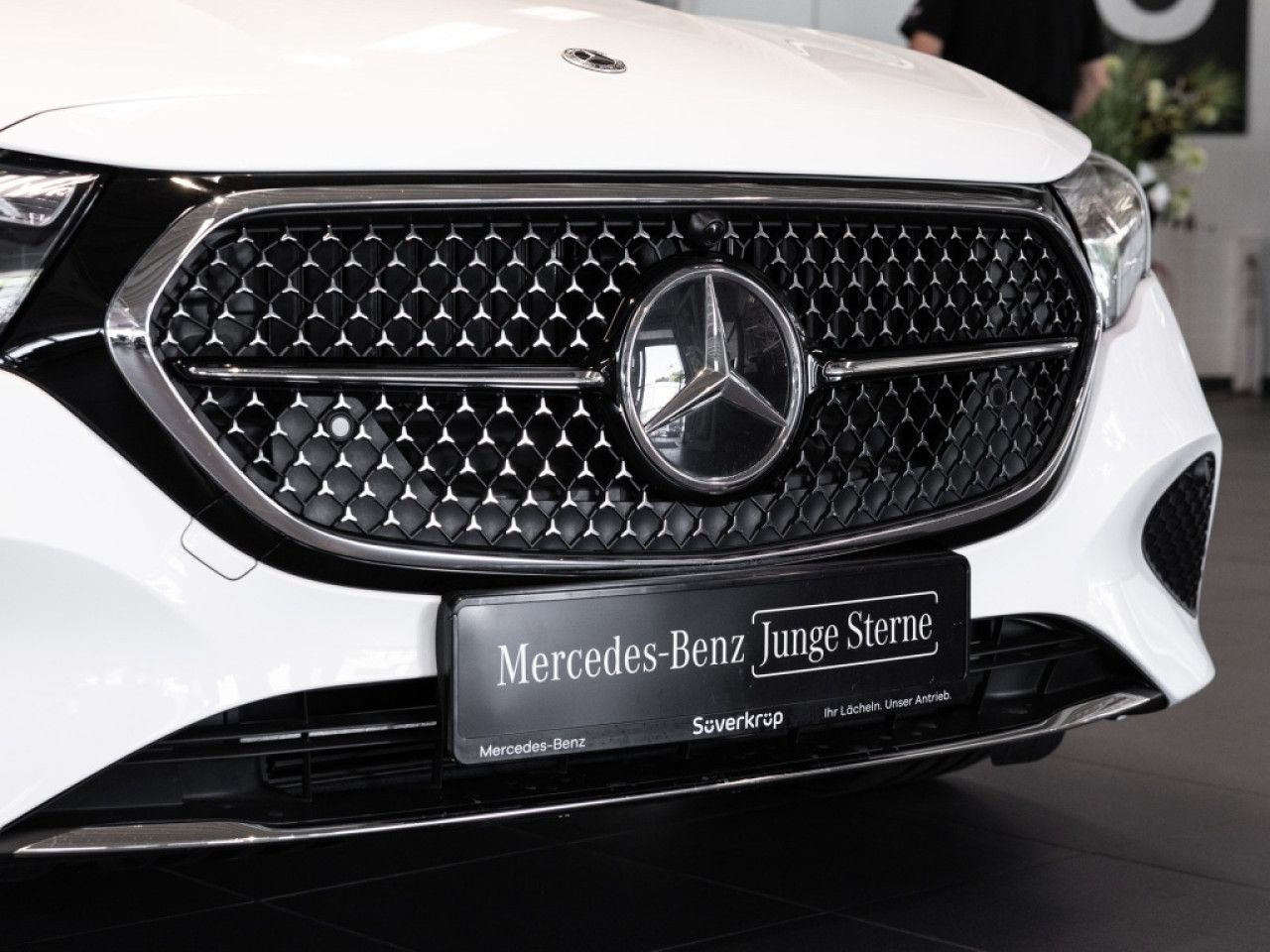 Mercedes-Benz E-Klasse – Bild 23
