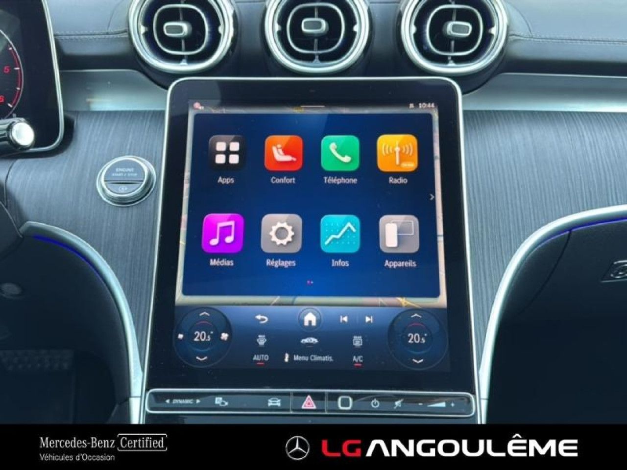 Photo du v&eacute;hicule 15 / 18