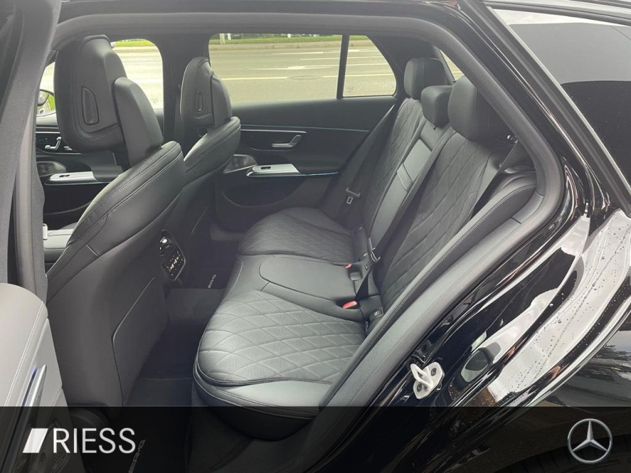 Mercedes-Benz E-Klasse – Bild 4