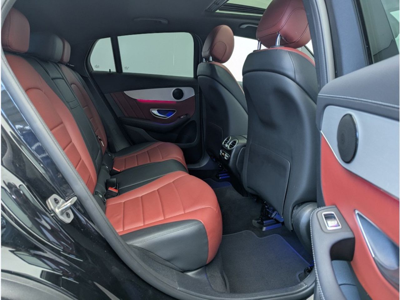 Photo du v&eacute;hicule 17 / 18