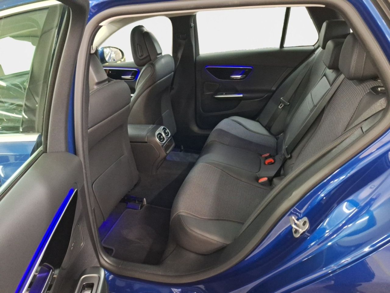 Mercedes-Benz C-Klasse – Bild 16