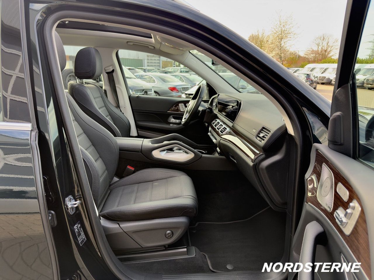 Mercedes-Benz GLS – Bild 16
