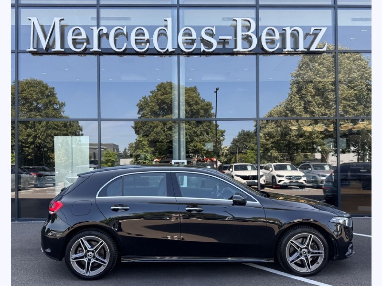 Photo du v&eacute;hicule 3 / 18