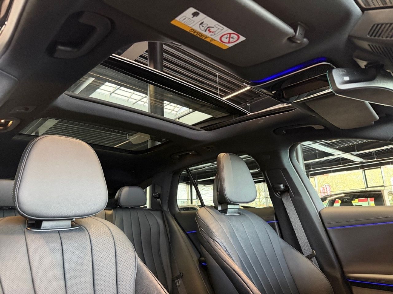 Mercedes-Benz E-Klasse – Bild 14