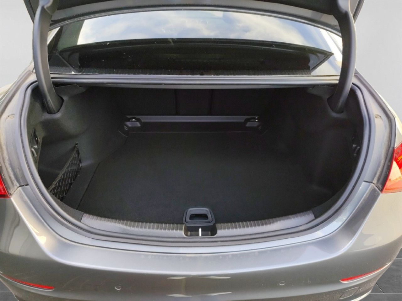 Mercedes-Benz C-Klasse – Bild 16
