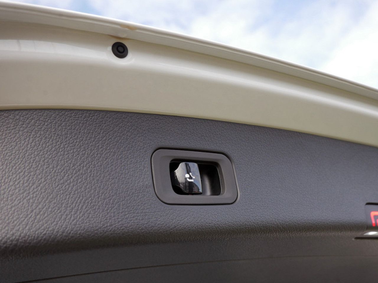Mercedes-Benz GLC – Bild 11