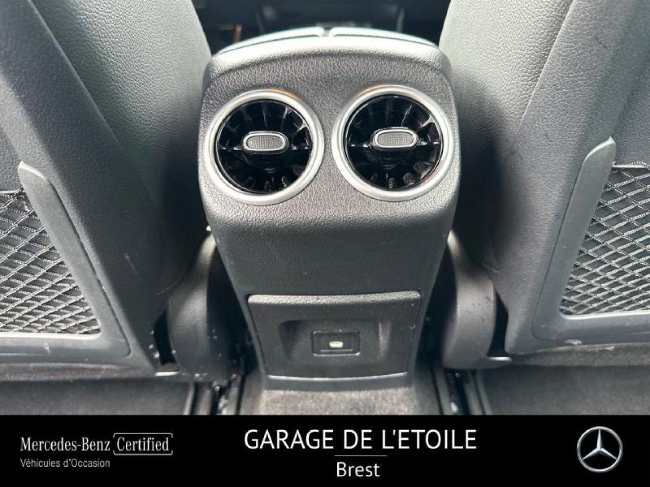 Photo du v&eacute;hicule 17 / 18