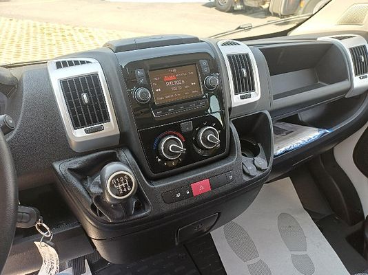 Immagine del veicolo 8 / 10