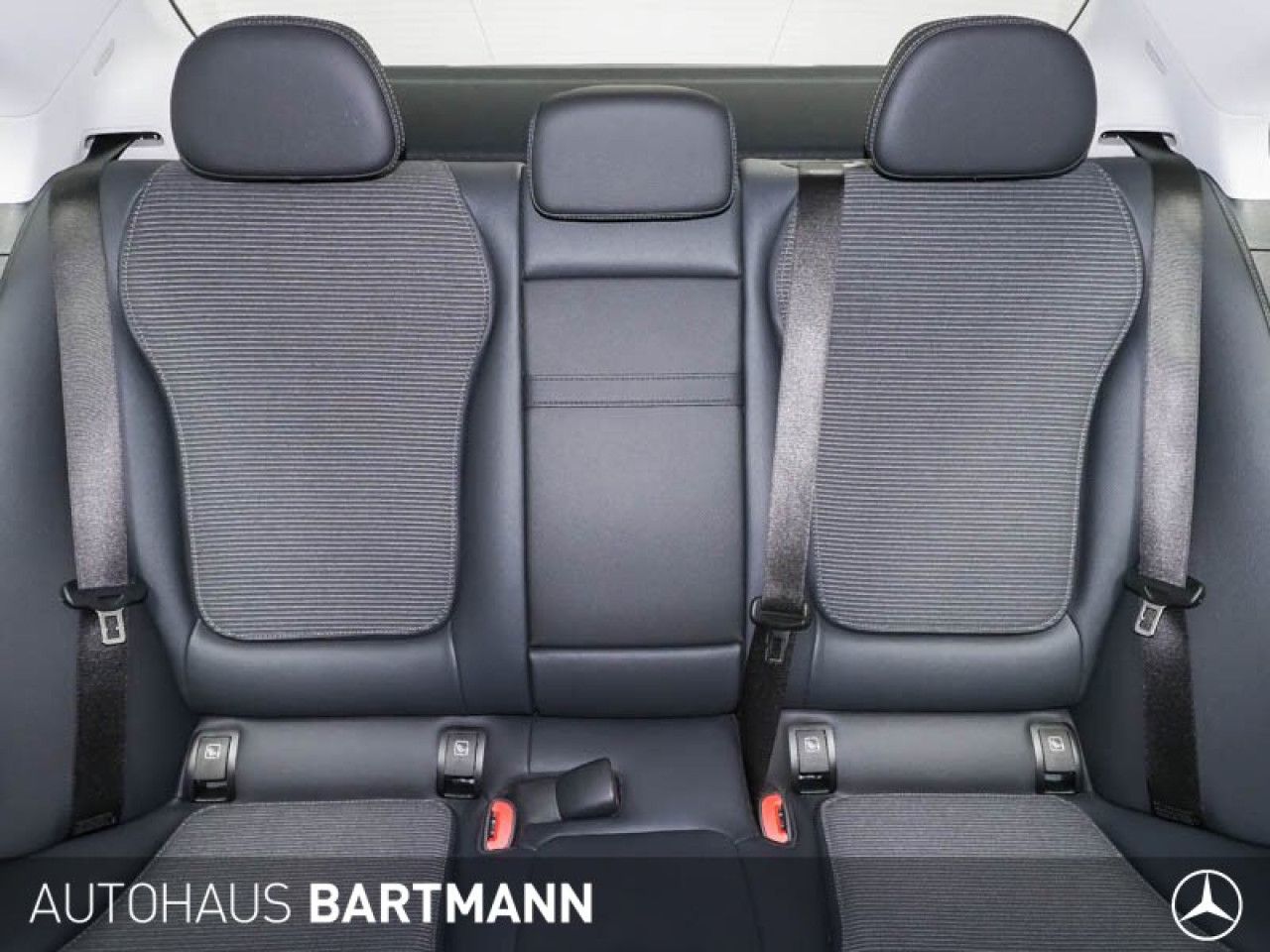 Mercedes-Benz C-Klasse – Bild 11