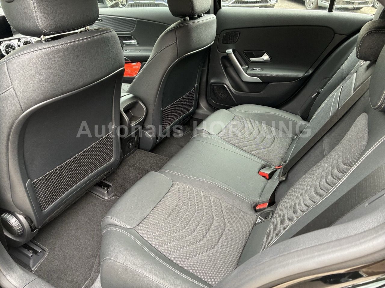 Mercedes-Benz A-Klasse – Bild 9