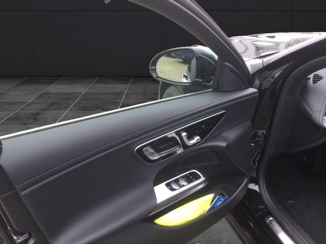 Mercedes-Benz E-Klasse – Bild 7