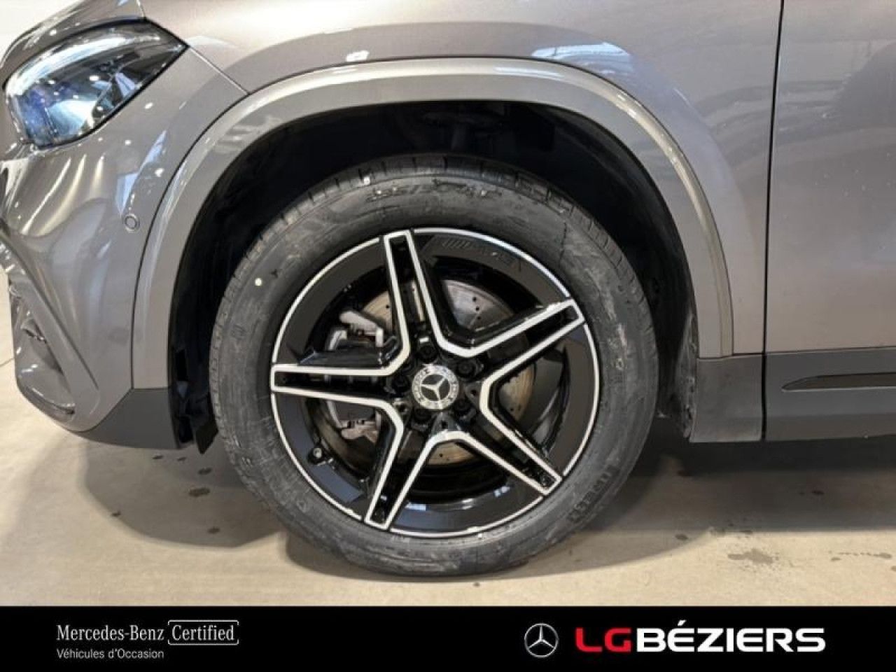 Photo du v&eacute;hicule 17 / 18