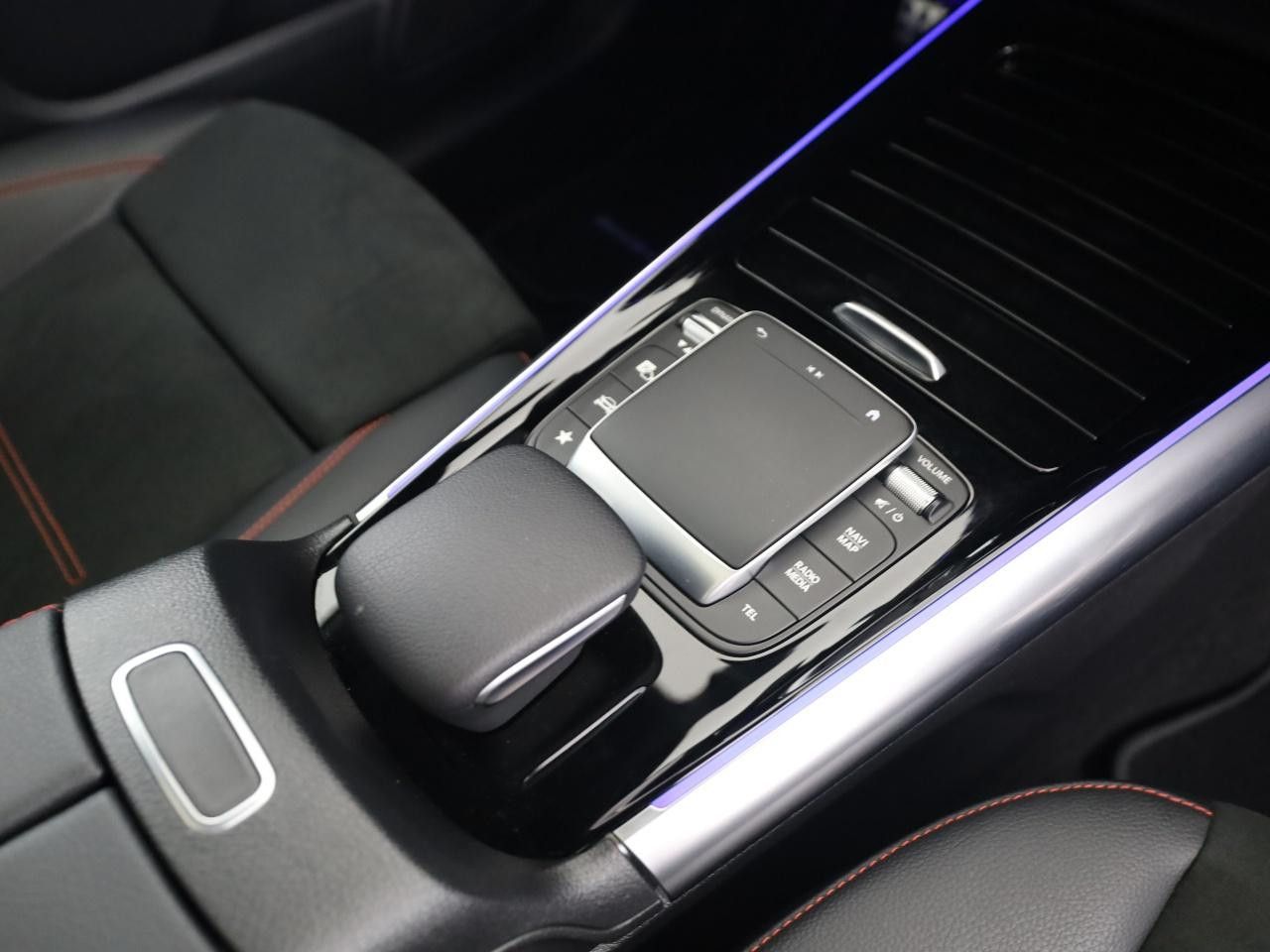 Fahrzeugbild 18 / 23