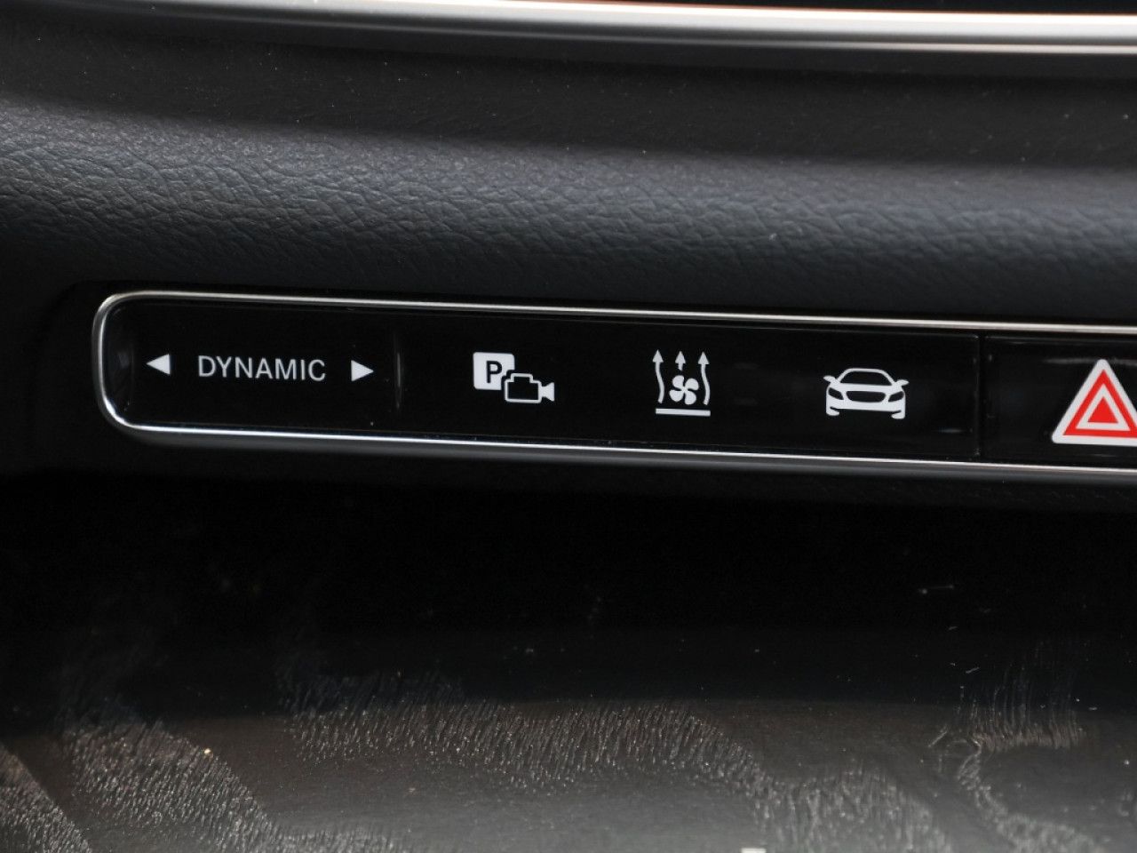 Mercedes-Benz E-Klasse – Bild 10