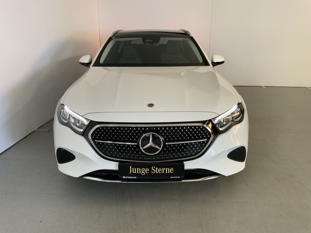 Mercedes-Benz E-Klasse – Bild 2