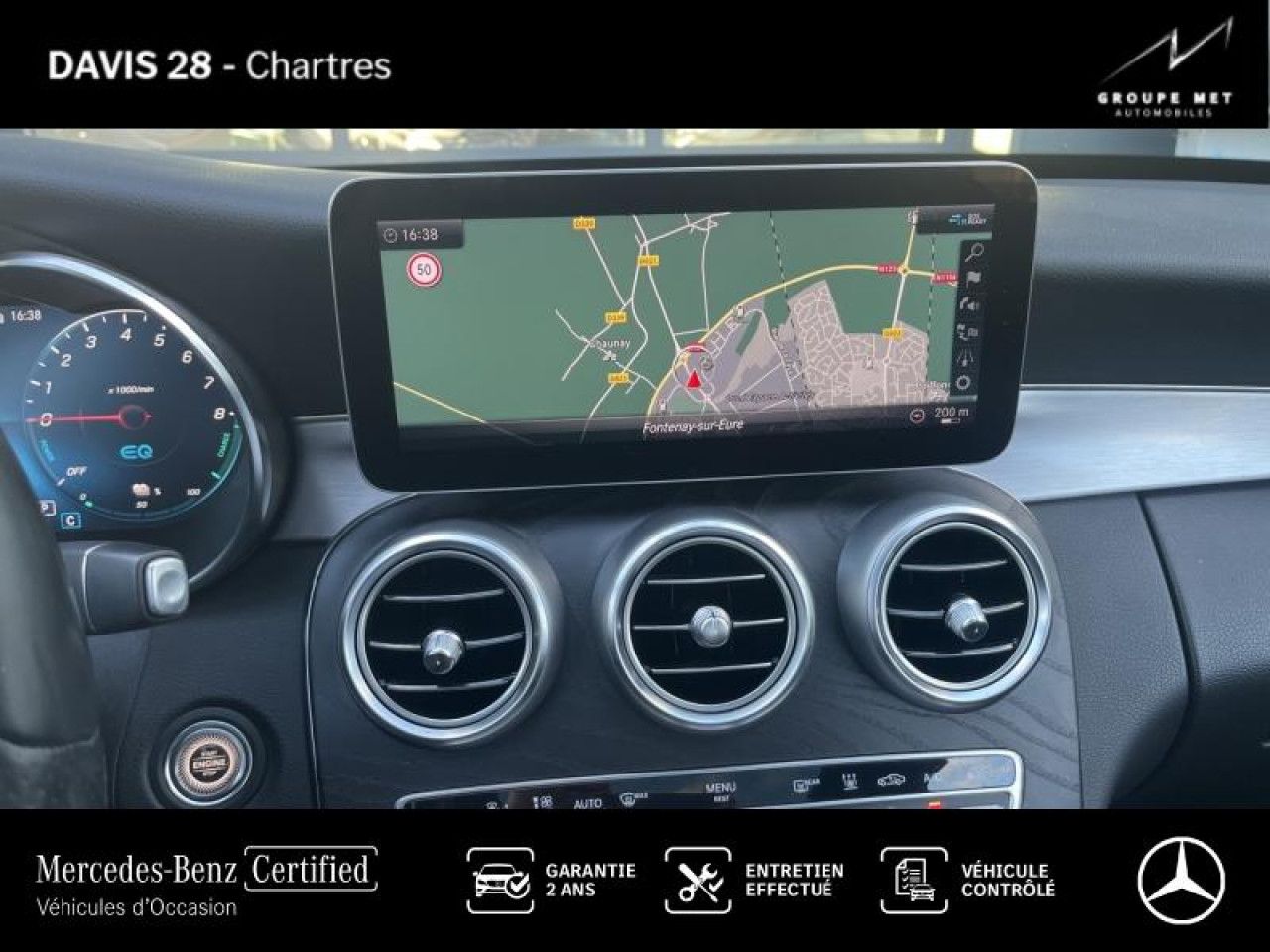 Photo du v&eacute;hicule 16 / 18