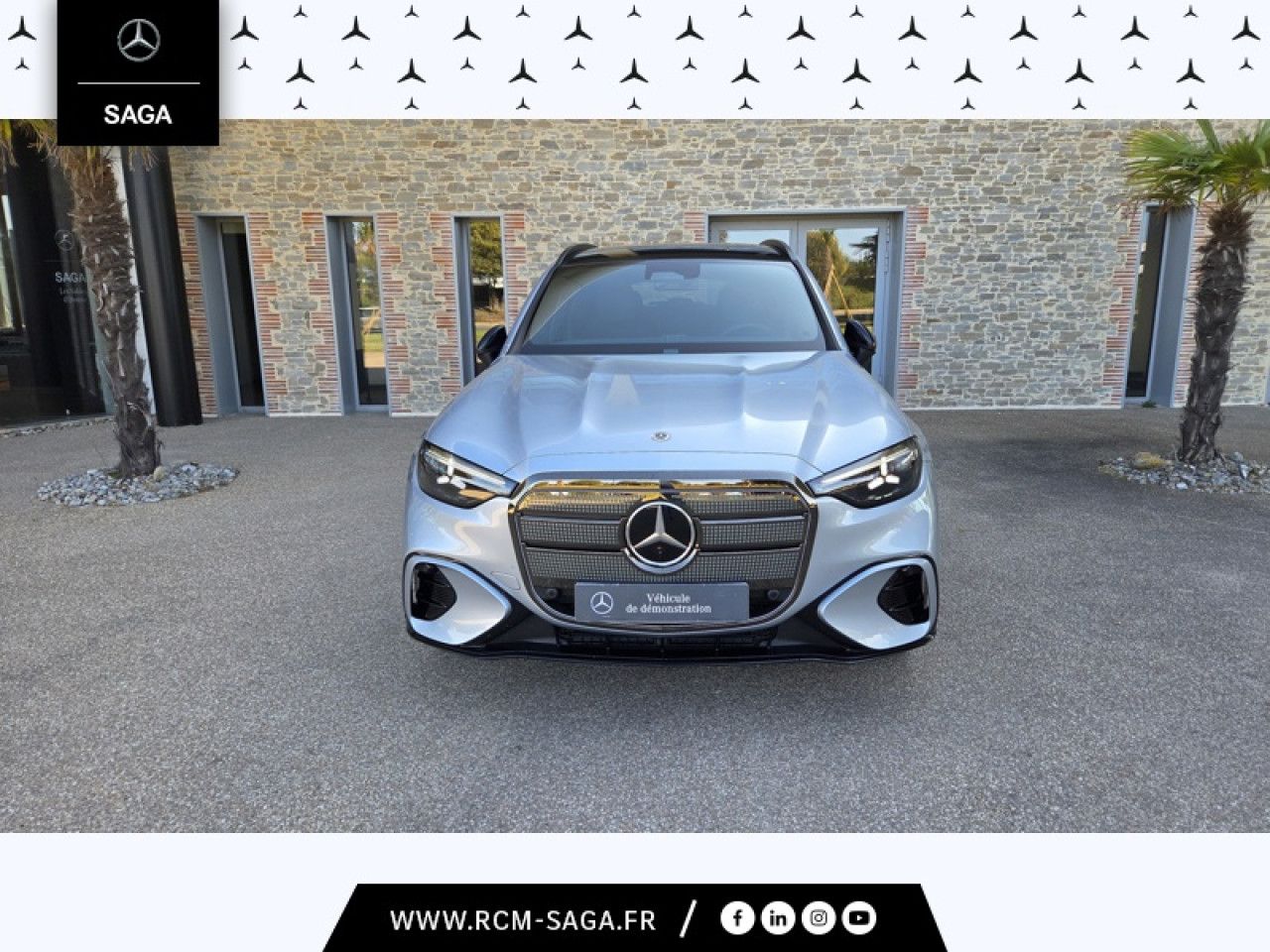 Photo du v&eacute;hicule 2 / 18