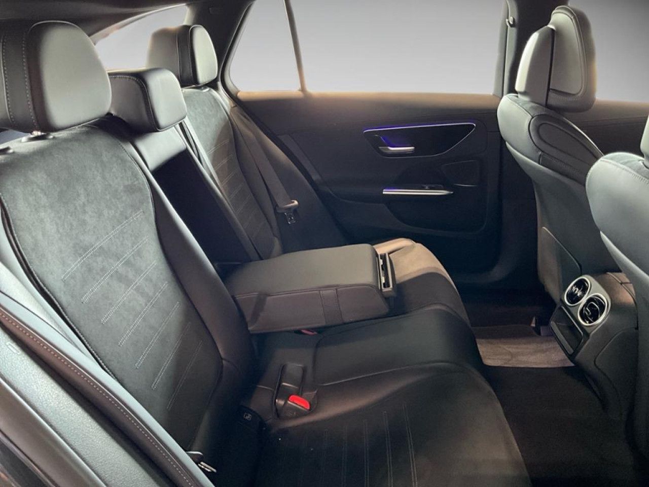 Mercedes-Benz C-Klasse – Bild 10