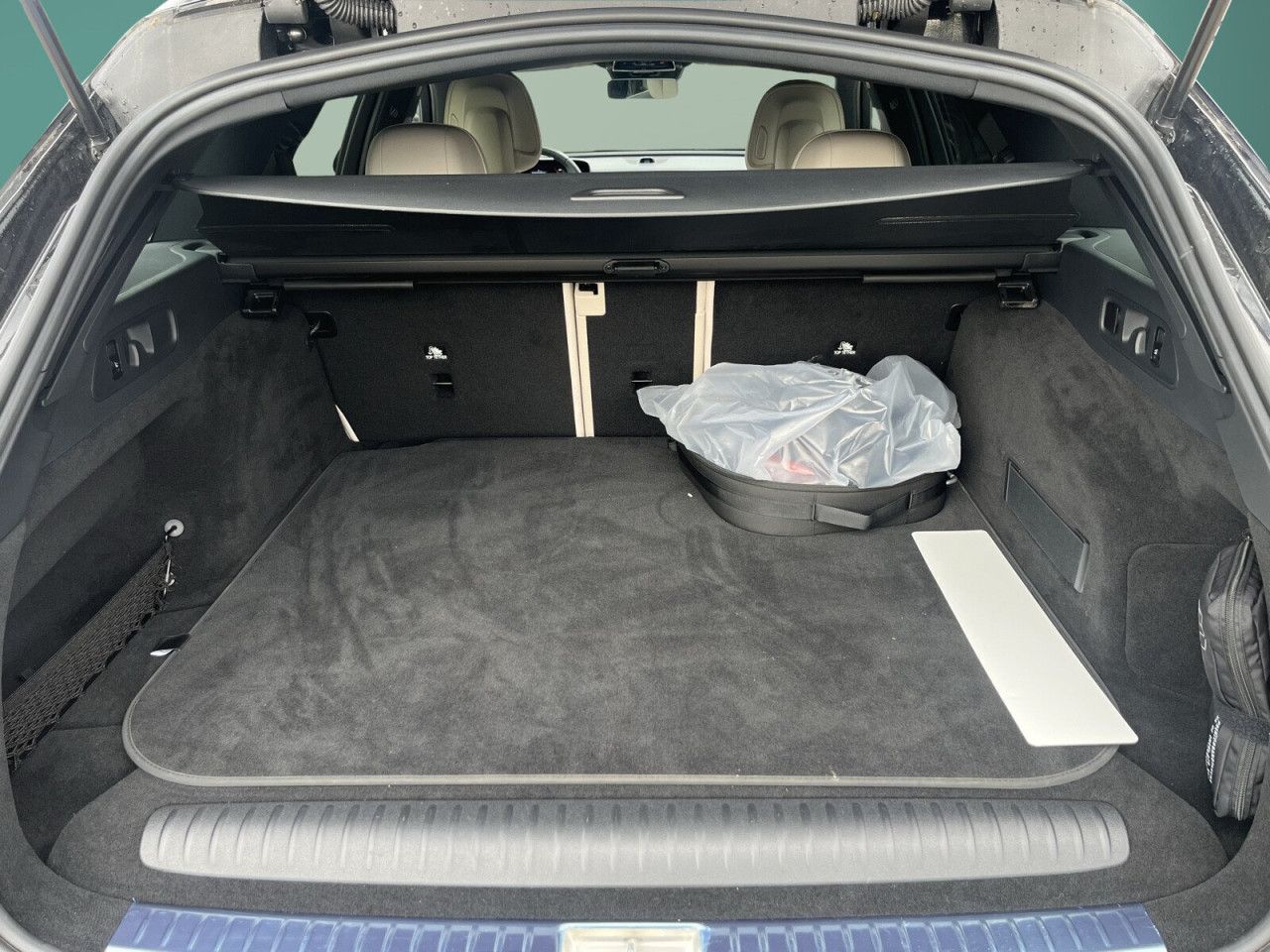Mercedes-Benz E-Klasse – Bild 20