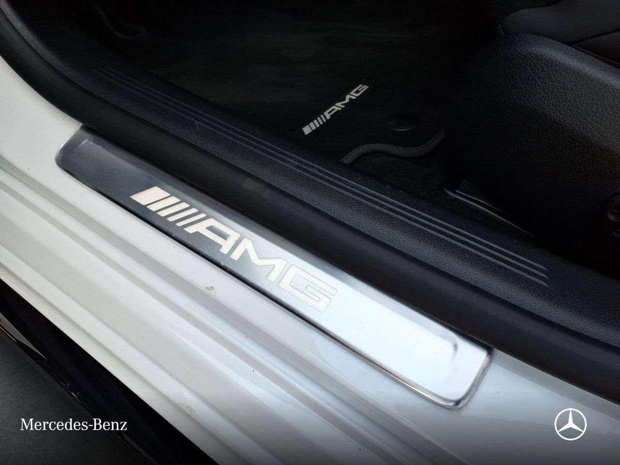 Mercedes-Benz E-Klasse – Bild 28