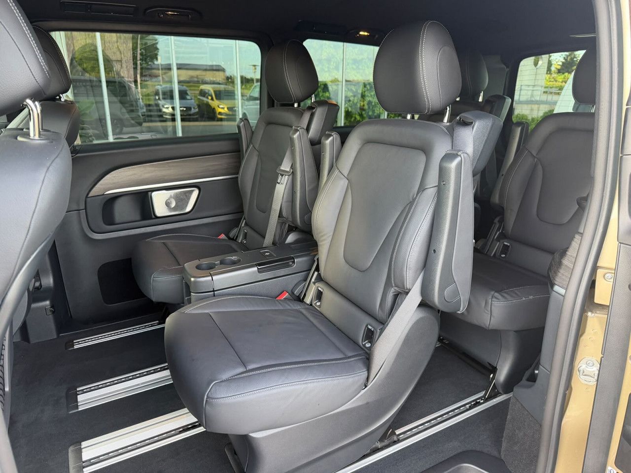 Mercedes-Benz EQV – Bild 11