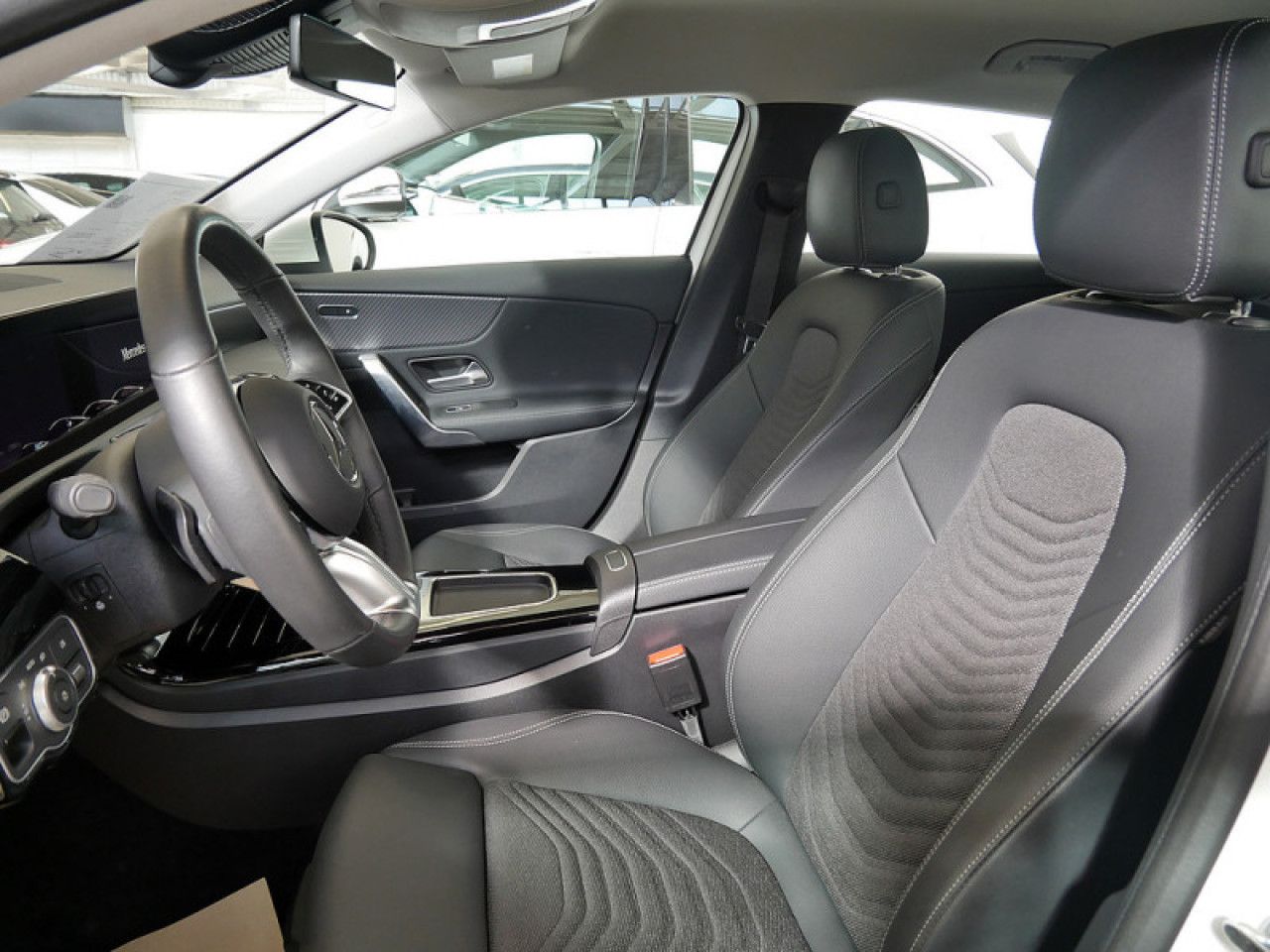 Mercedes-Benz A-Klasse – Bild 12