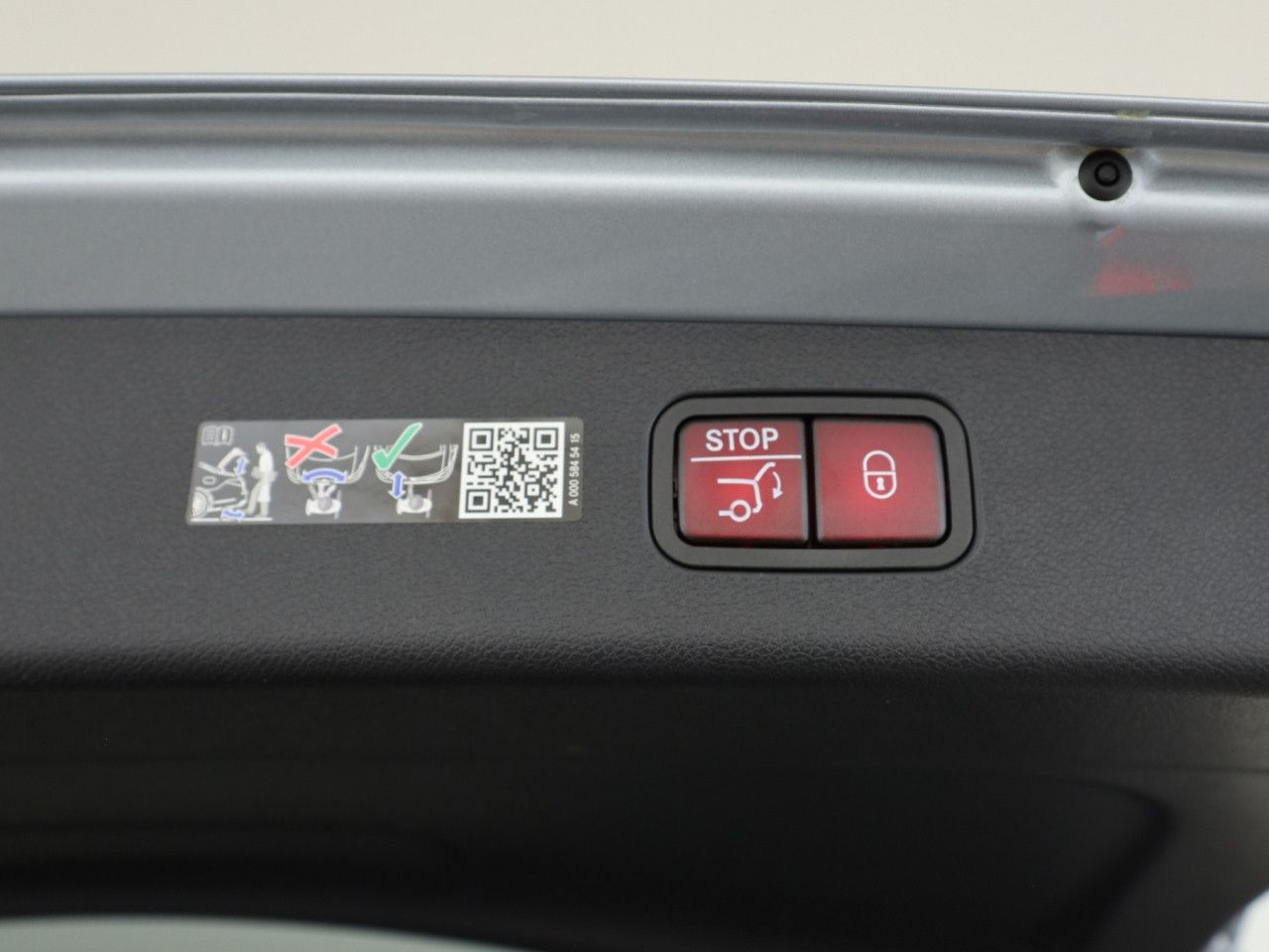 Mercedes-Benz E-Klasse – Bild 25