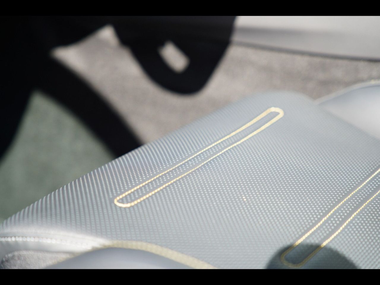 Mercedes-Benz E-Klasse – Bild 21