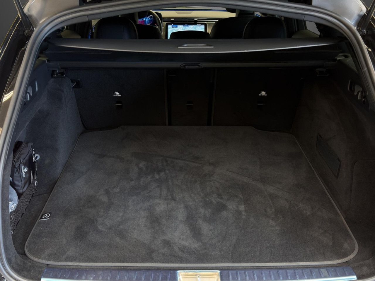 Mercedes-Benz E-Klasse – Bild 11